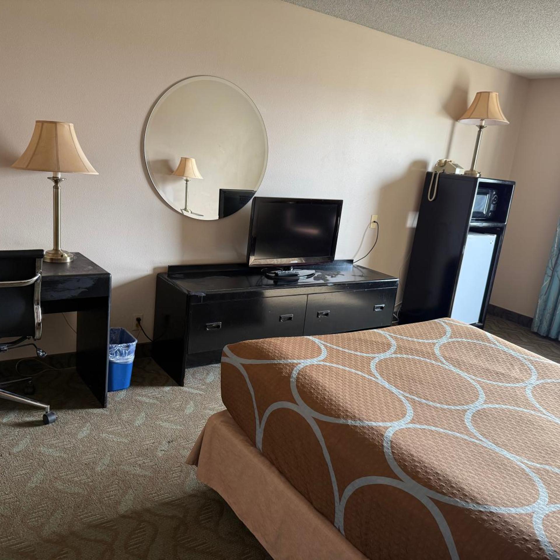 Dodgeville Inn & Suites 35/44
