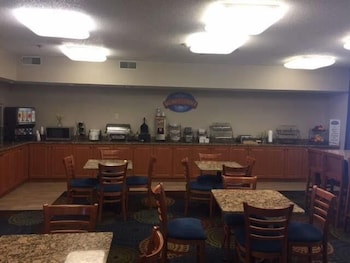 Baymont by Wyndham Mishawaka South Bend Area 39/49