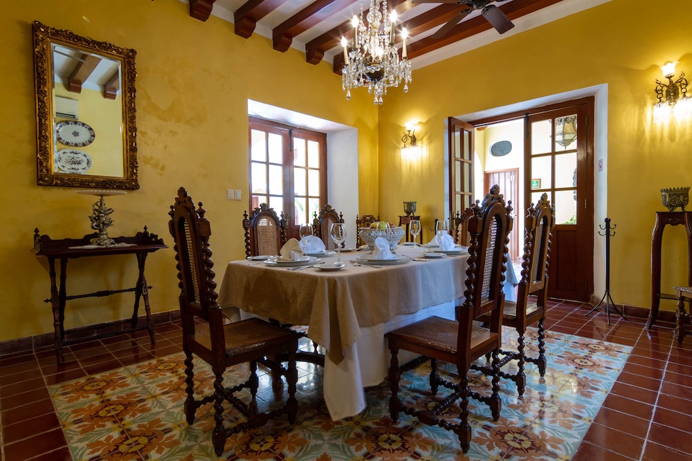 Casa Don Gustavo Hotel Boutique 61/75
