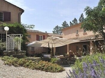 HOTEL DES PINS 1/21