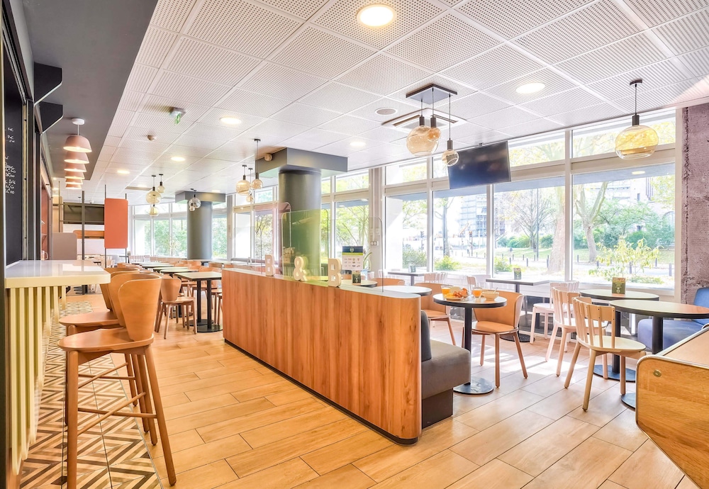 B&B HOTEL Paris Malakoff Parc des Expositions 51/57