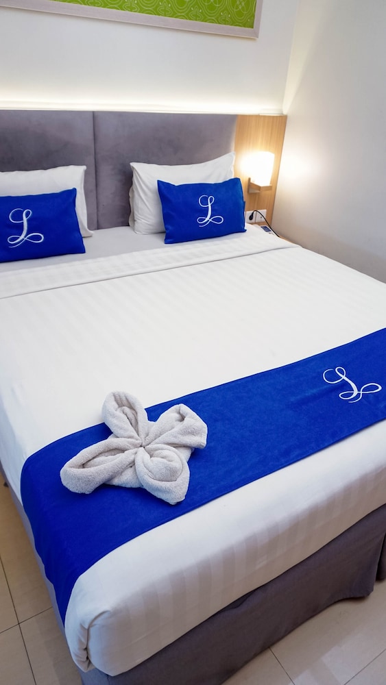 Hotel Laksana Solo Managed by Dafam 12/50