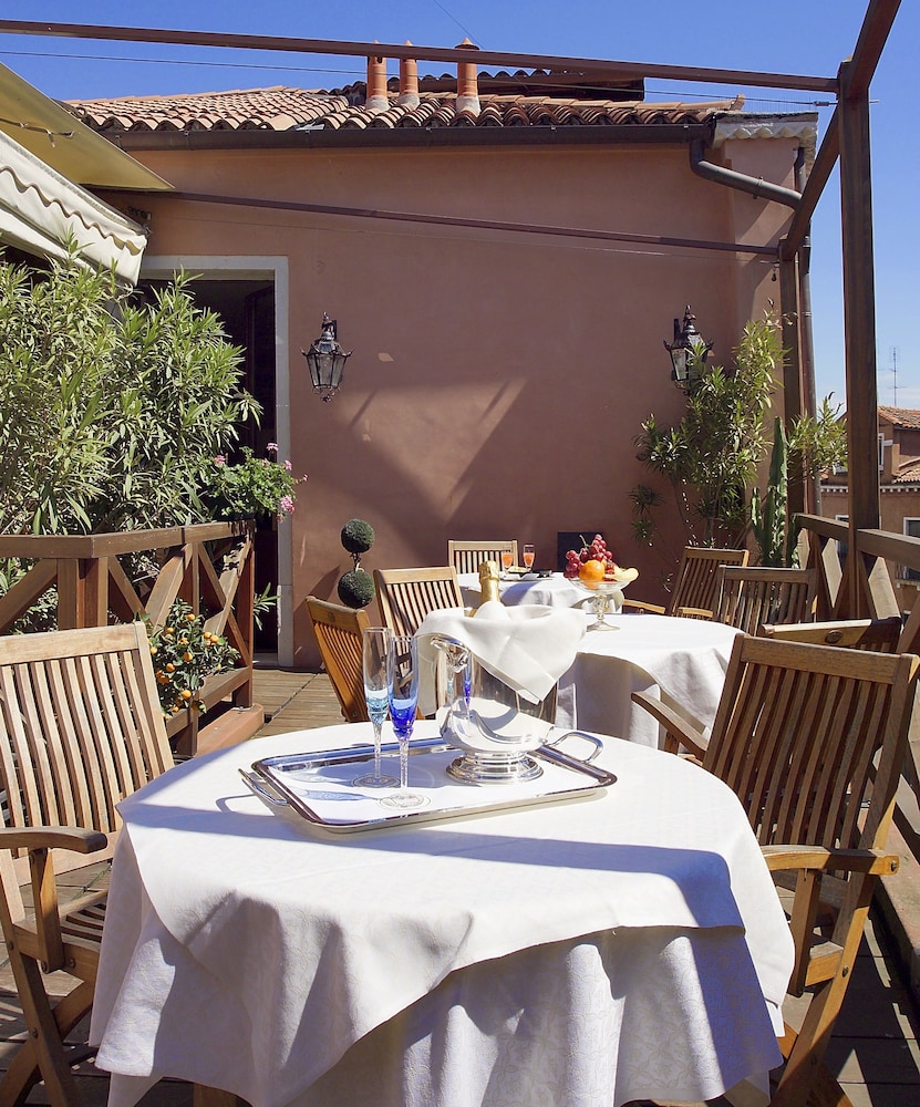 Ca dei Conti 44/60