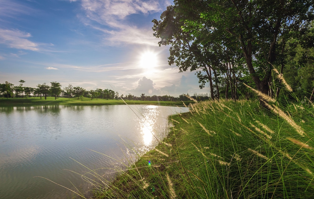 Gassan Lake City Golf Club and Resort Lamphun 37/50