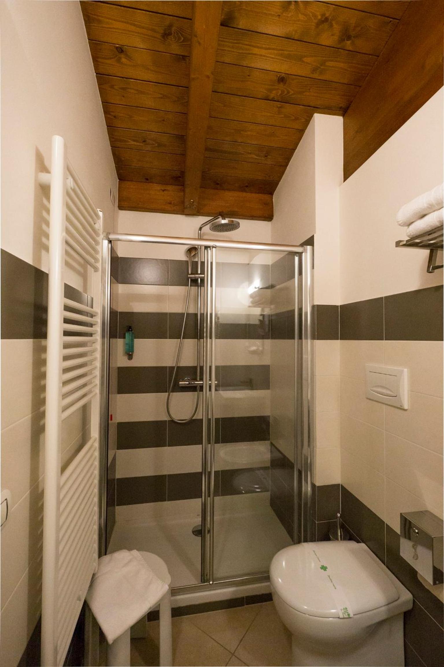 Hotel &amp; Residence Centova 49/51