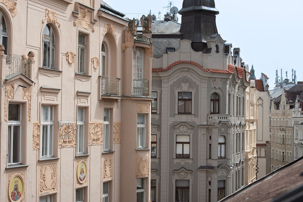 Prague Old Town Residence 2/24