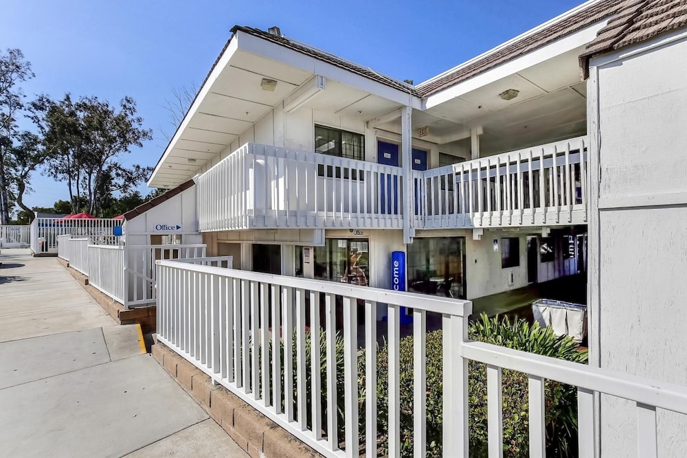 Super 8 by Wyndham Livermore — foto 3