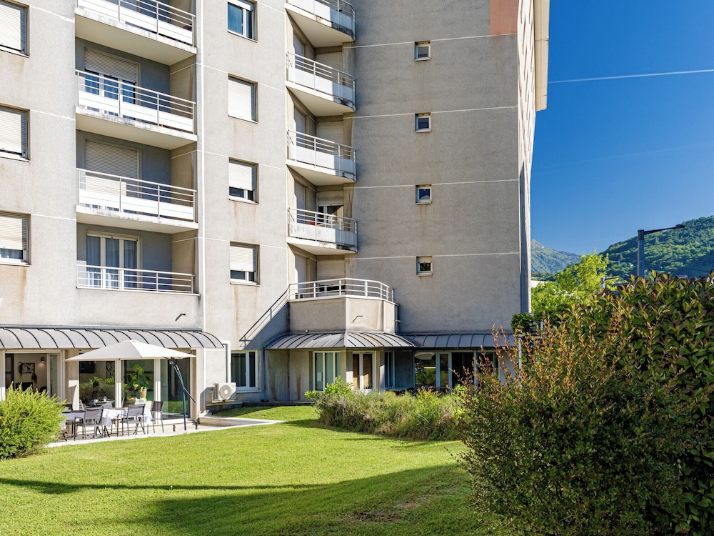 Sejours Et Affaires Marie Curie 37/43