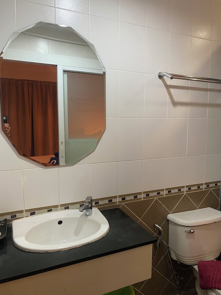 Access Inn Pattaya 59/61