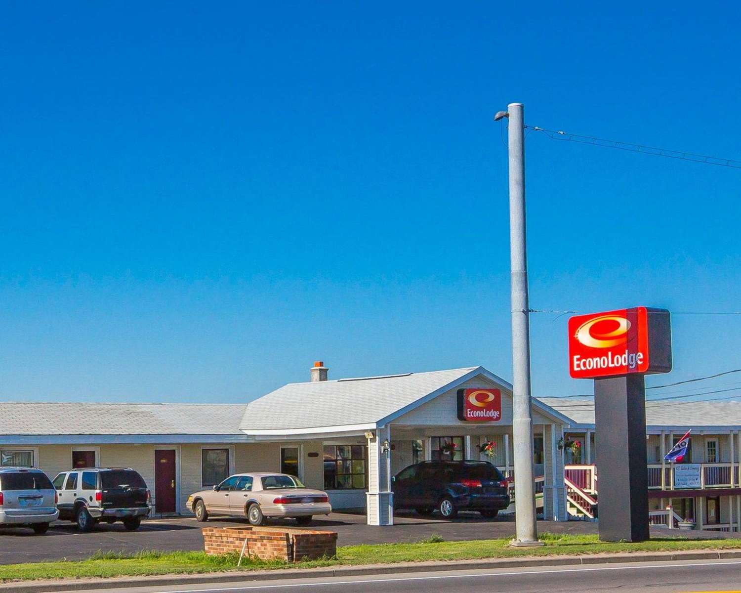 Malone Inn (Ex Econo Lodge) 1/13