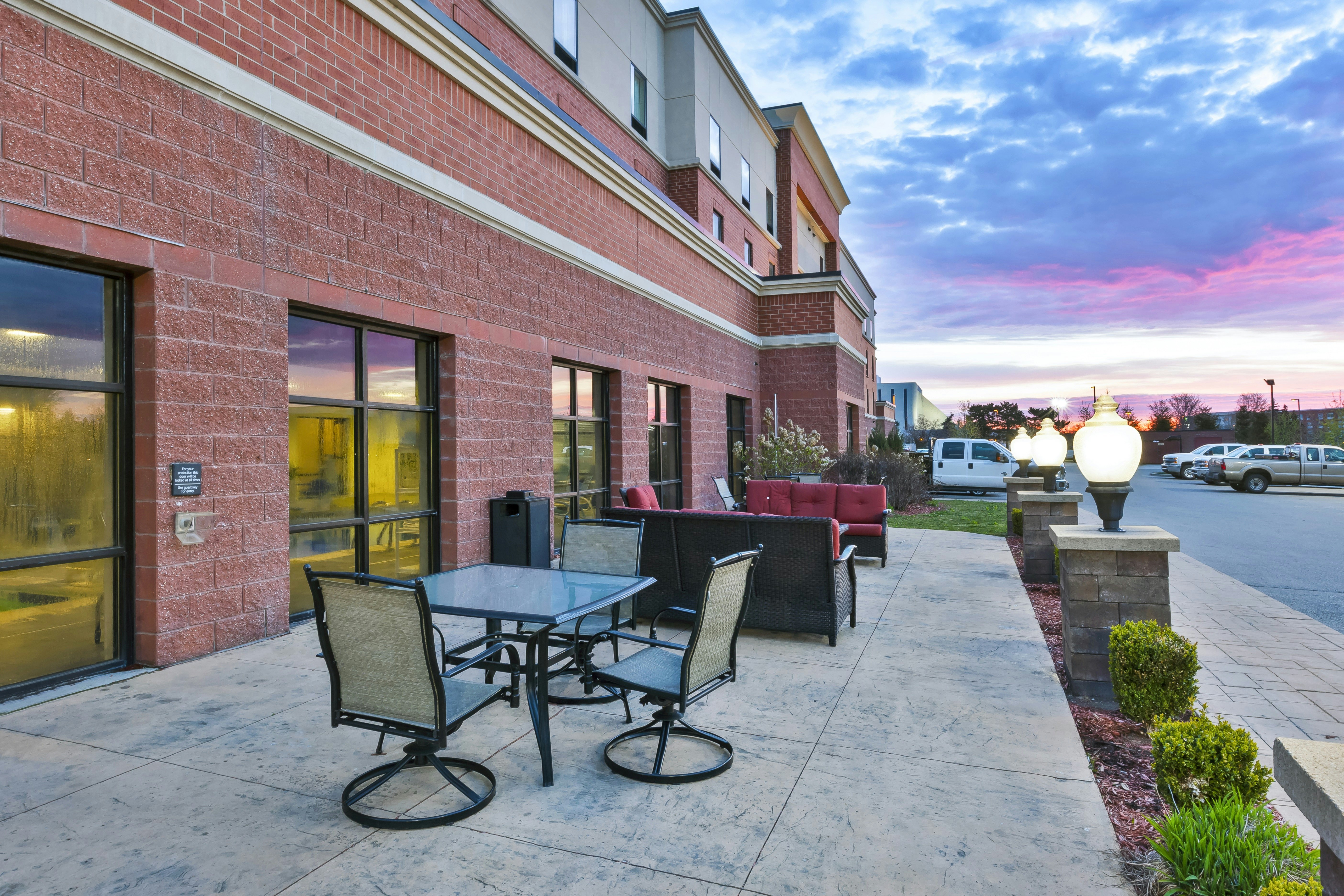 Hampton Inn Detroit-Southgate 60/60