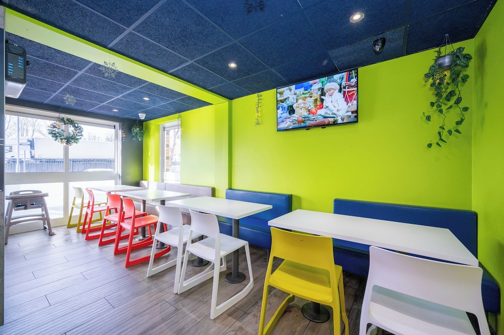 Ibis Budget London Barking 24/48