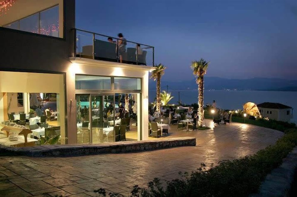 Thalassa Hotel 7/57