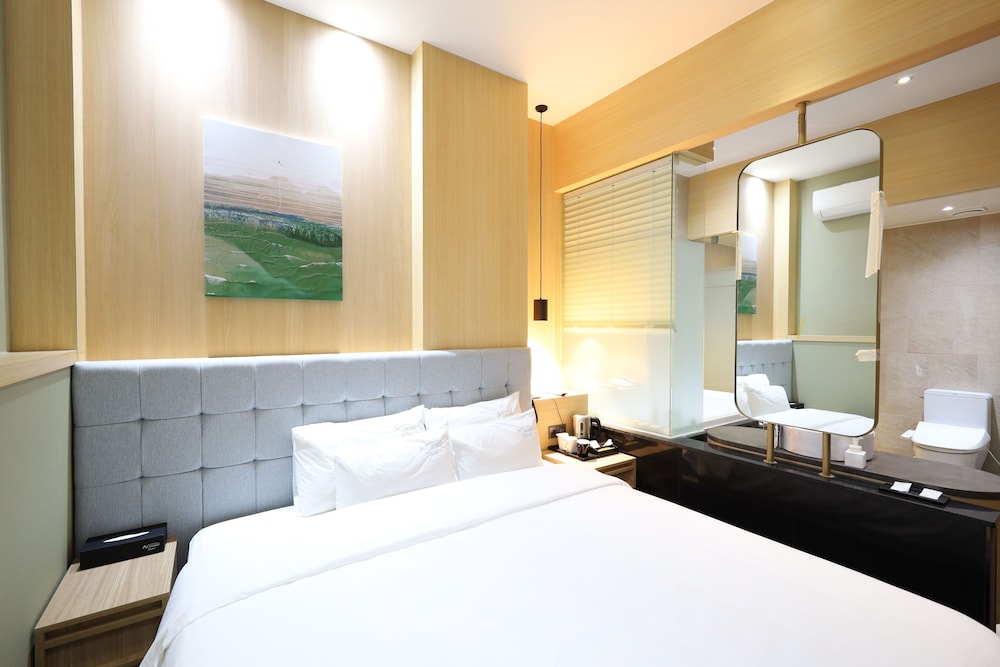 Hotel Almond Busan Station 46/47