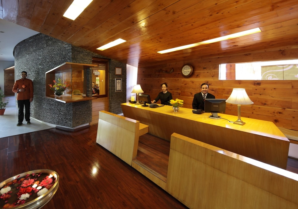 MANU ALLAYA(The Resort Spa in the Himalayas) 8/50