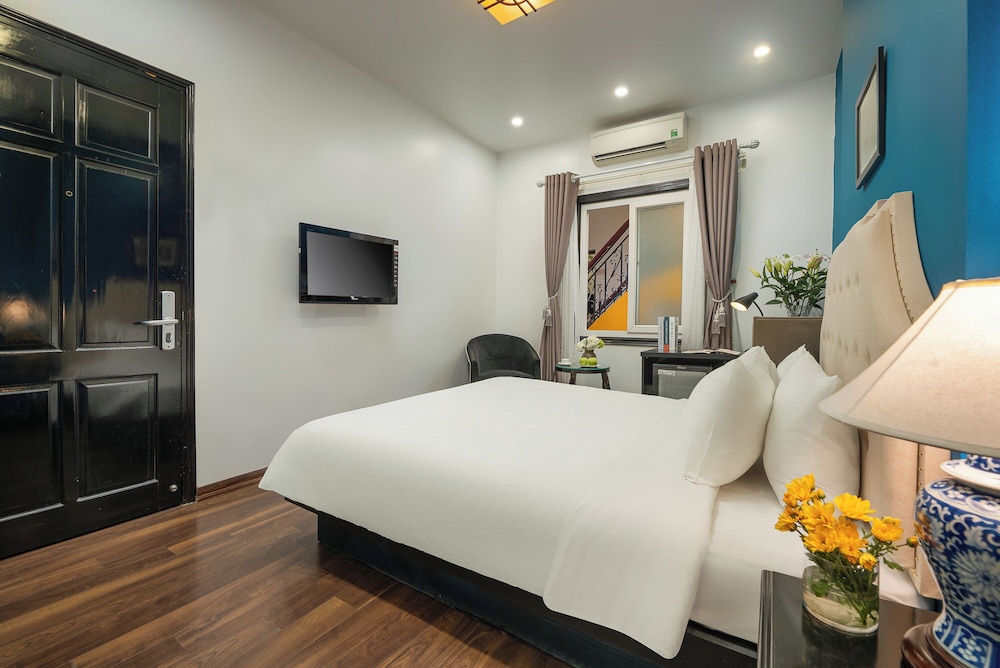 غرفة مريحة سوبيريور بسرير مزدوج، Hanoi Triumphal 3/10