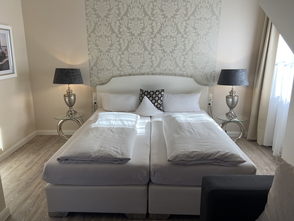 Hotel Petersens Landhaus Scharbeutz 10/50