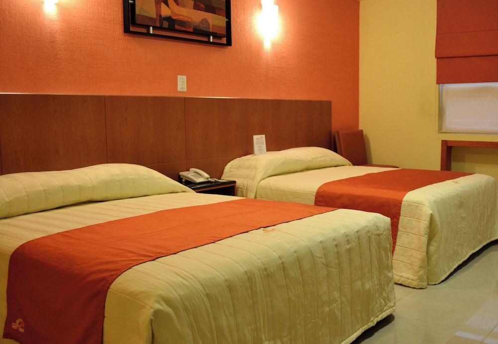 Hostalia Hotel Expo And Business Class 23/60
