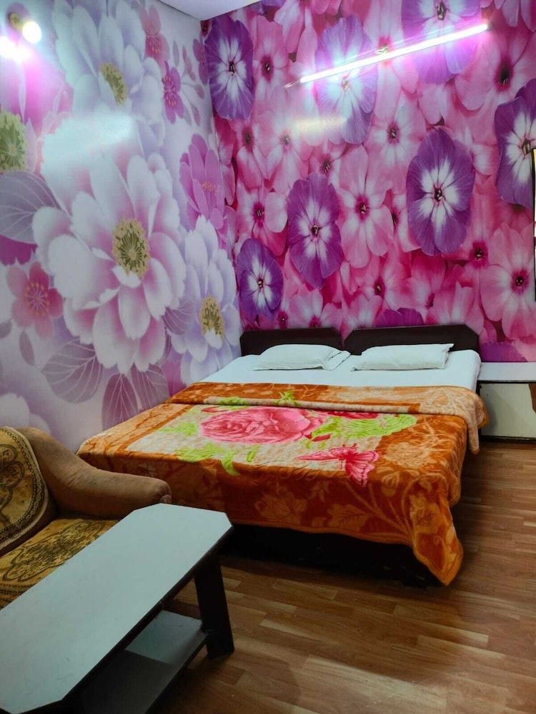 HOTEL RAJ BED AND BREAKFAST 21/36