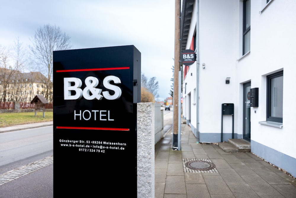 B&S Hotel 6/53