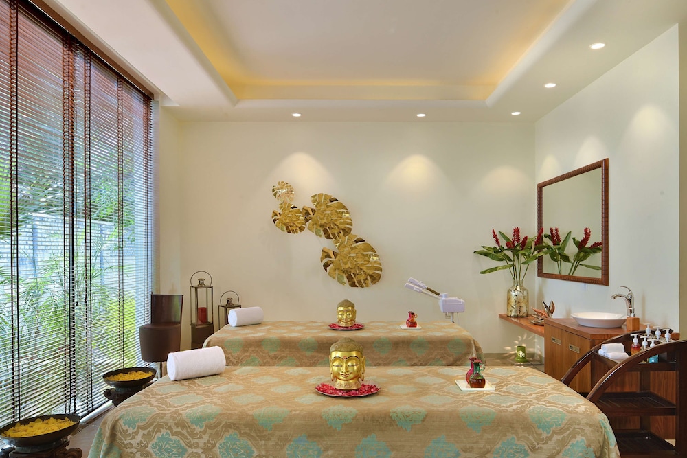 Radisson Jass Khajuraho 7/37