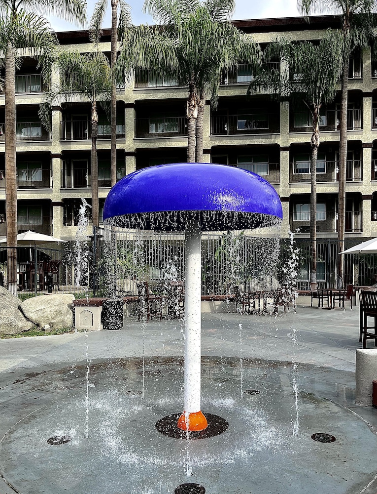 Four Points By Sheraton Anaheim 40/47