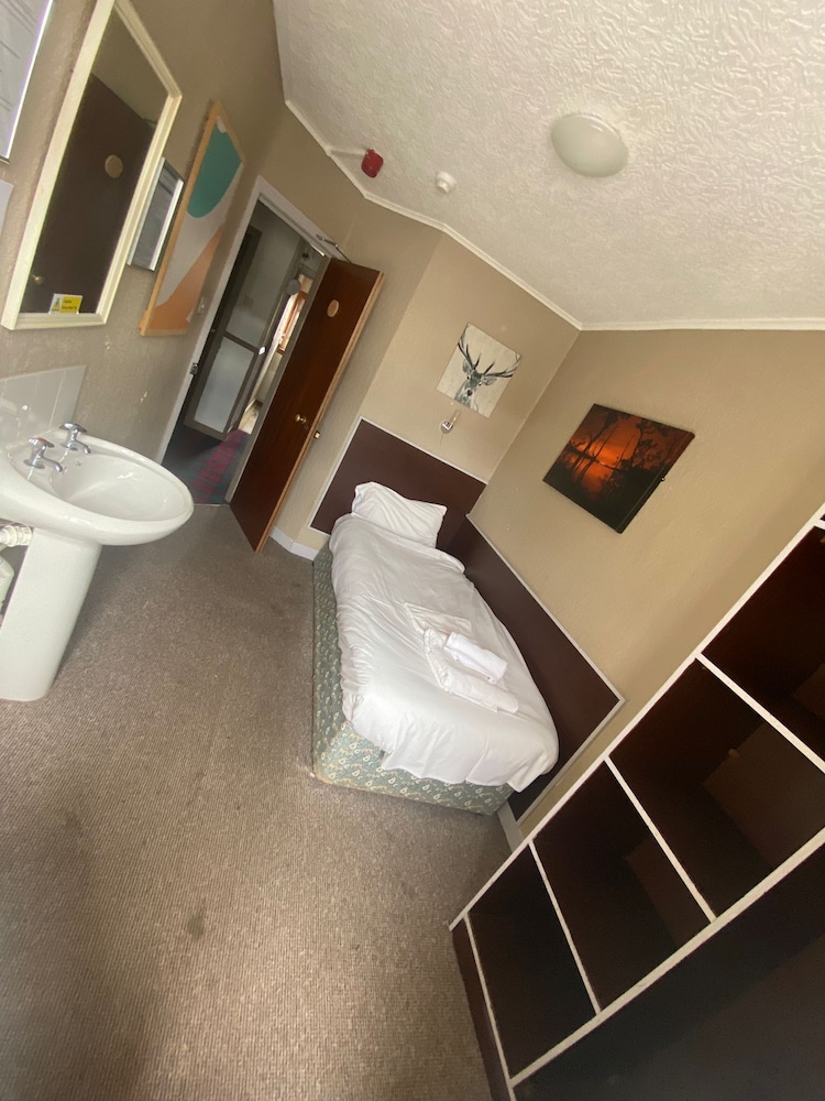 Lomond Park Hotel 17/36