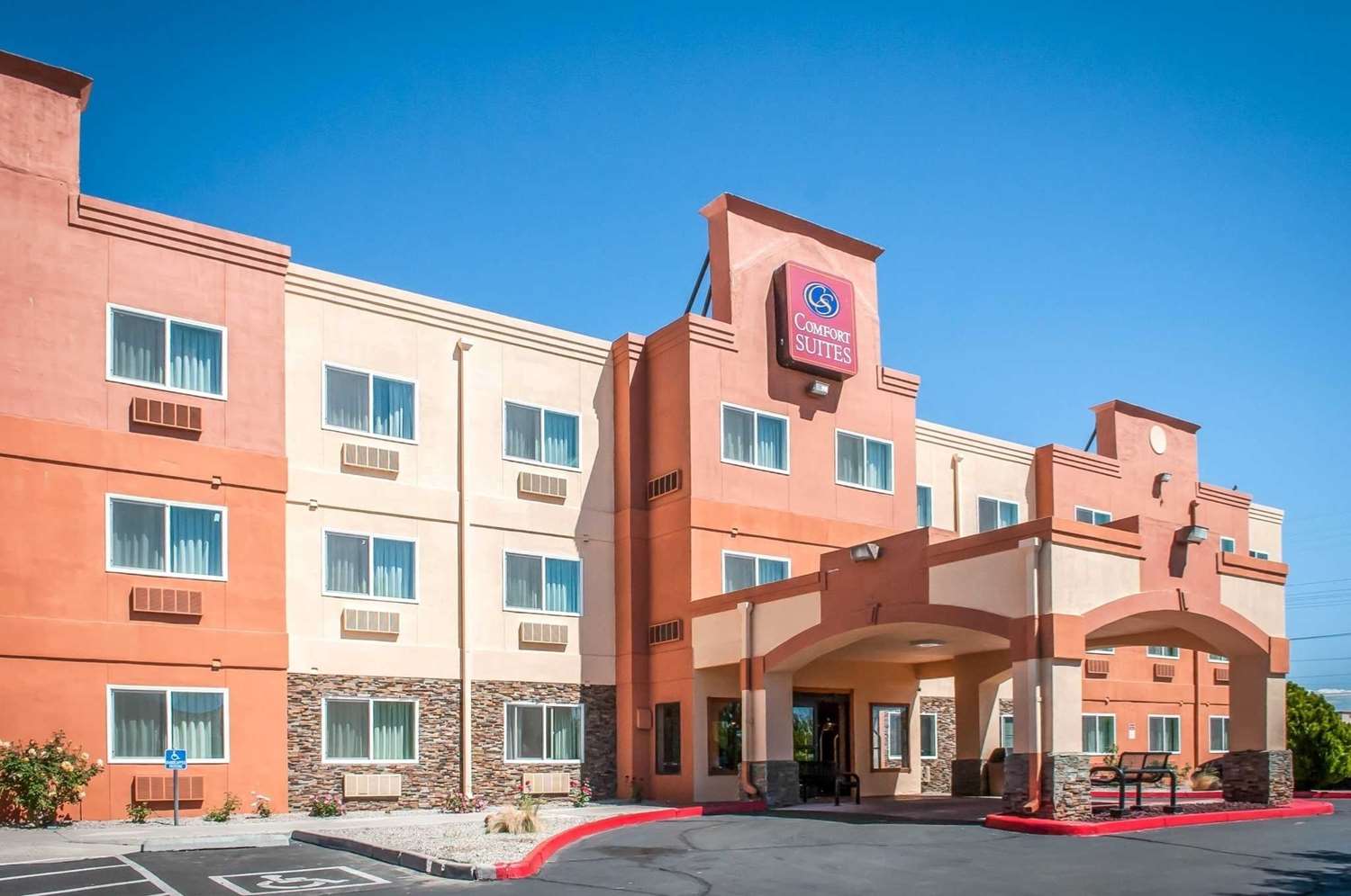 Comfort Suites Albuquerque/North Journal Center 24/25