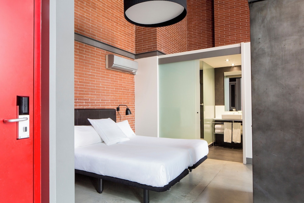 DELUXE, APARTMENT