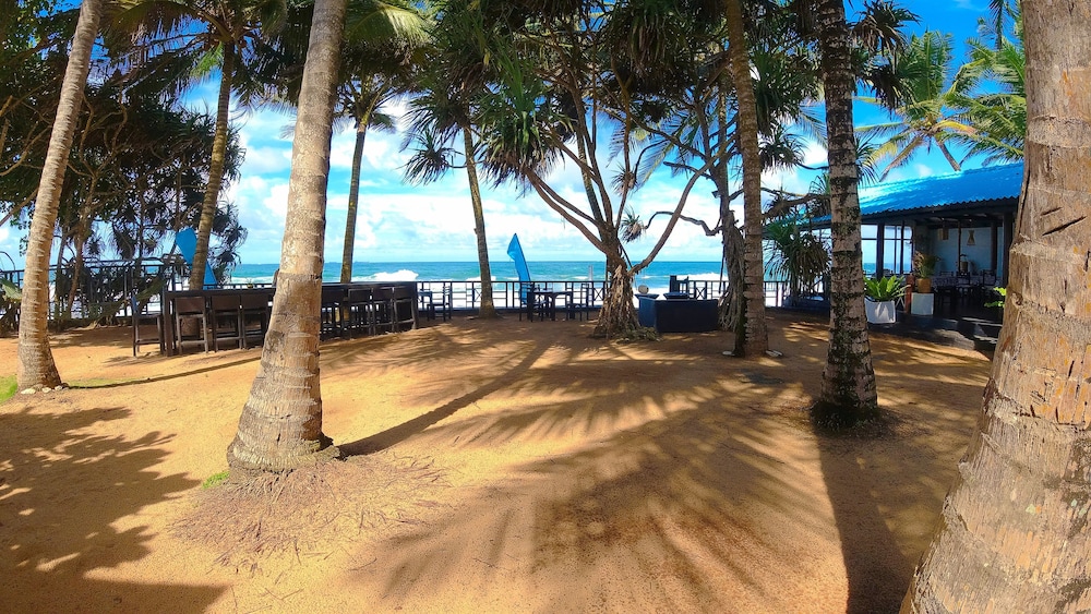 Dalawella Beach Resort 51/51