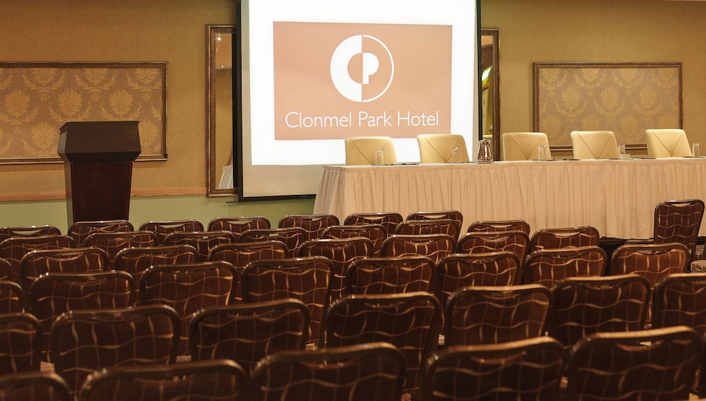 Clonmel Park Hotel 48/58