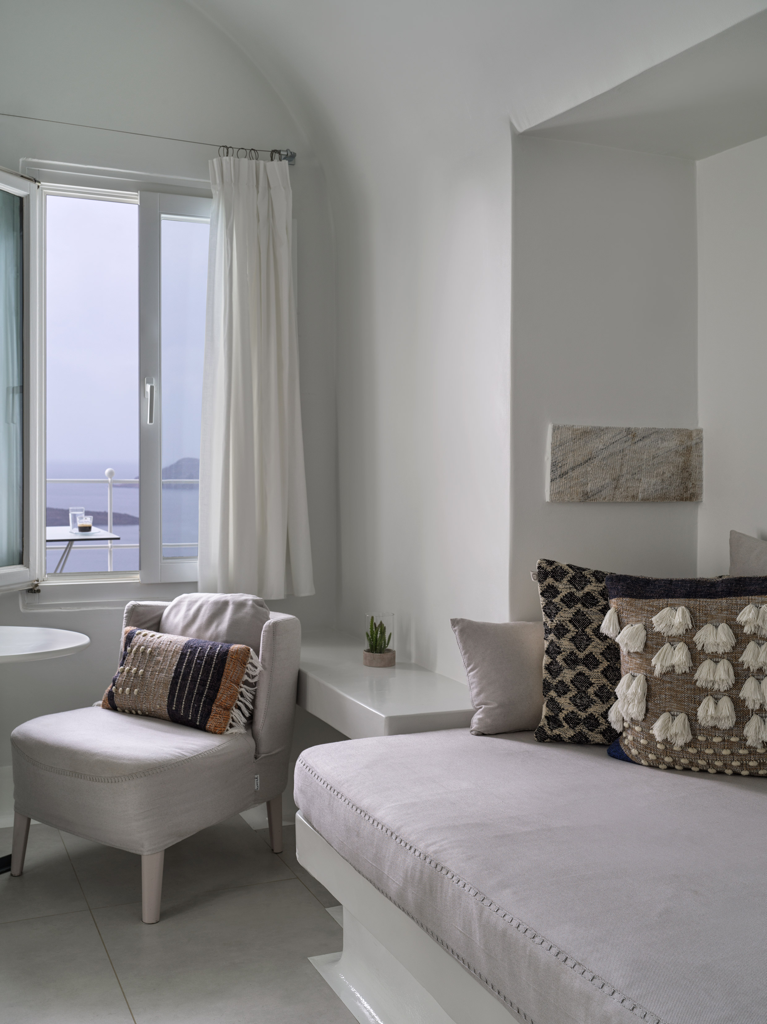 COSMO, SUPERIOR, SEA VIEW