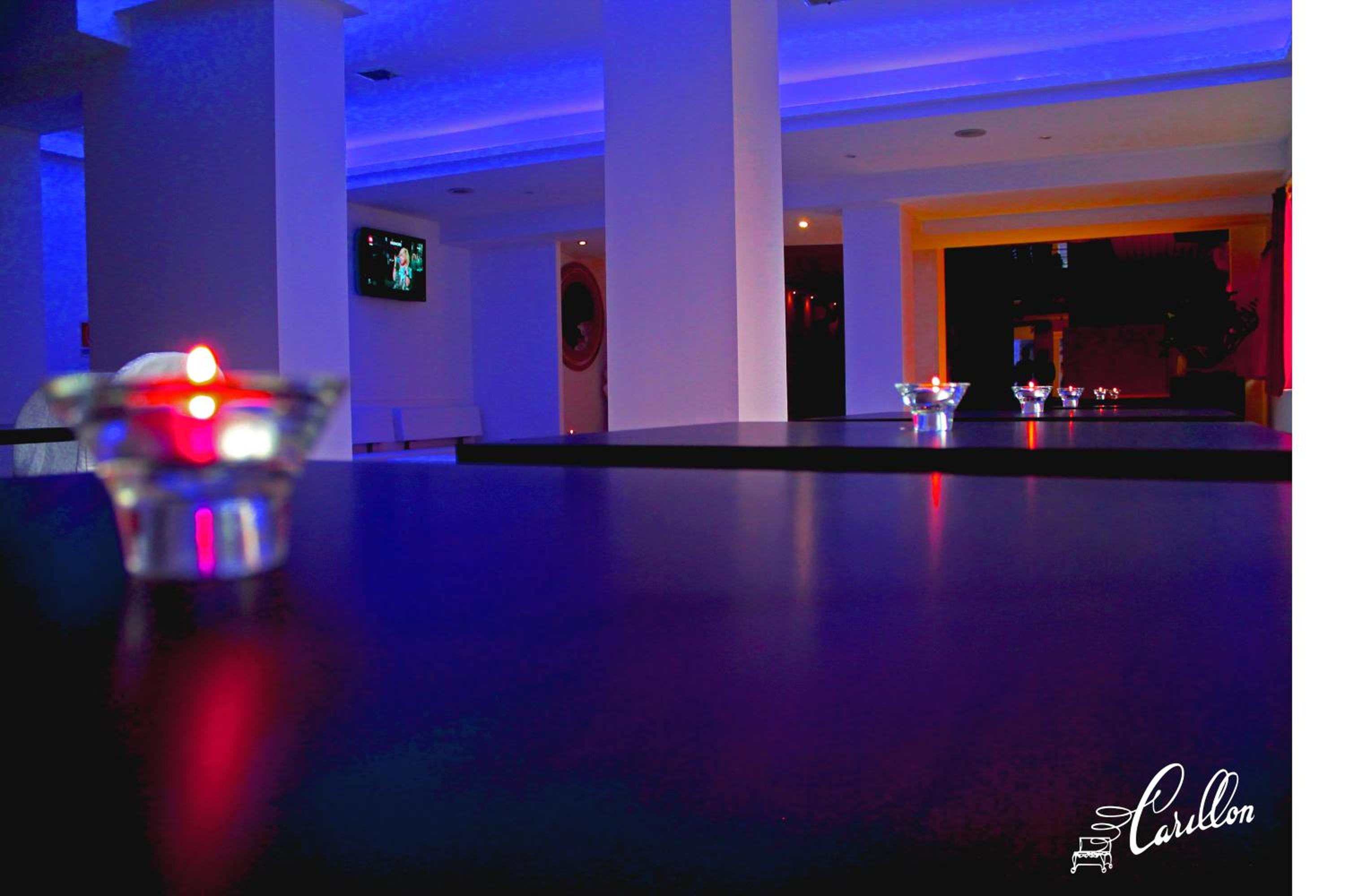 Hotel Carillon 3/50