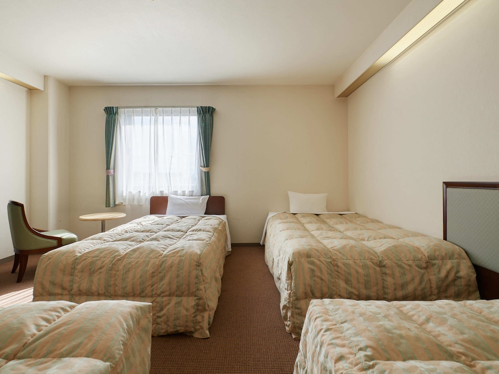 Gamagori Hotel 10/56