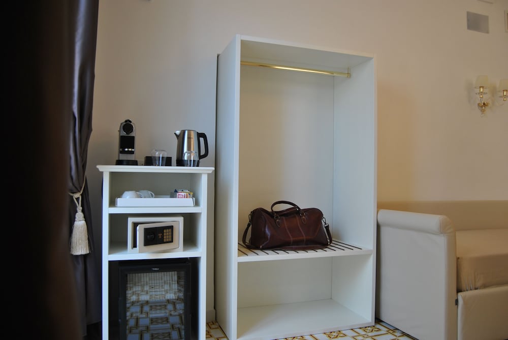 Core Amalfitano City Suites photo4