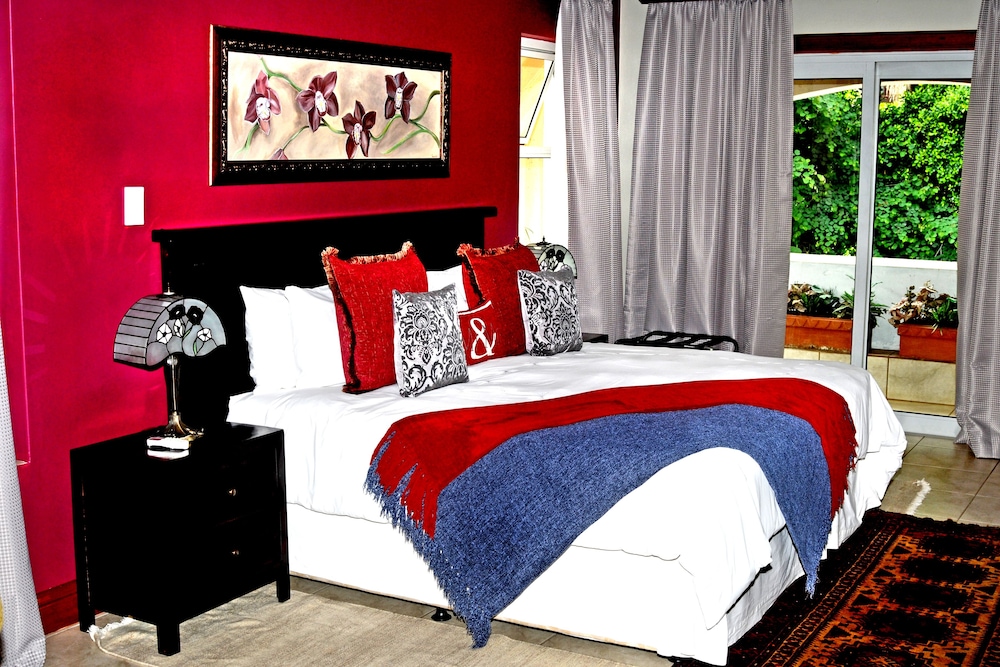 All Seasons Boutique Hotel 17/100