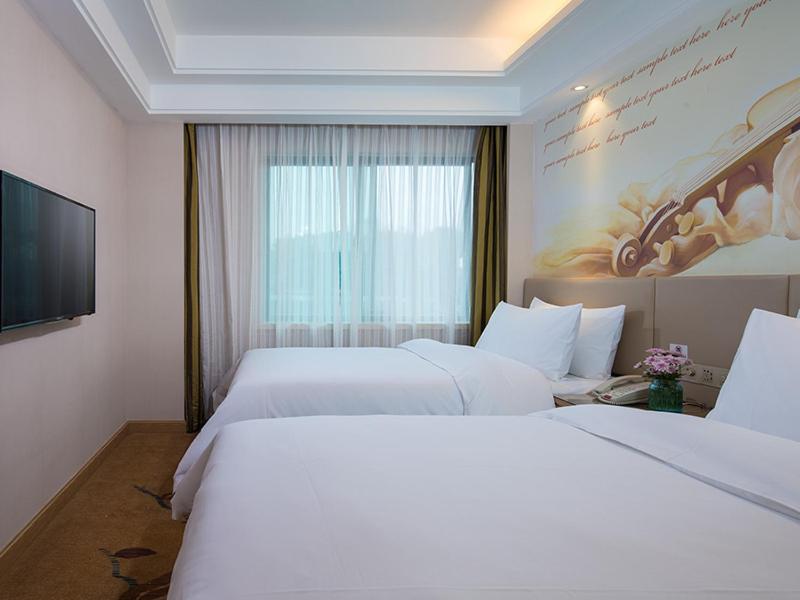 Vienna International Hotel (Hangzhou West Lake Fengshan Road) 11/35