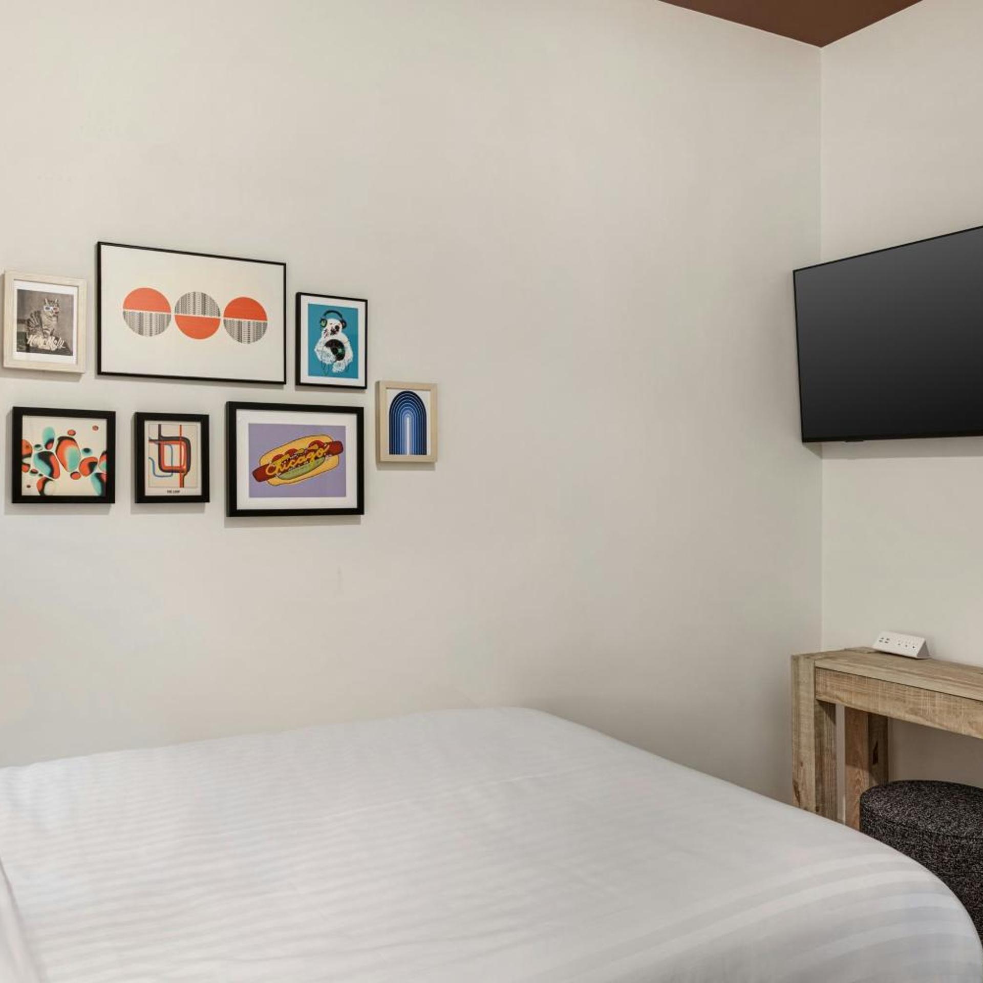 استوديو مريح بسرير كوين بدون إطلالة لذوي الإعاقة، Found Hotel Chicago River North 2/5