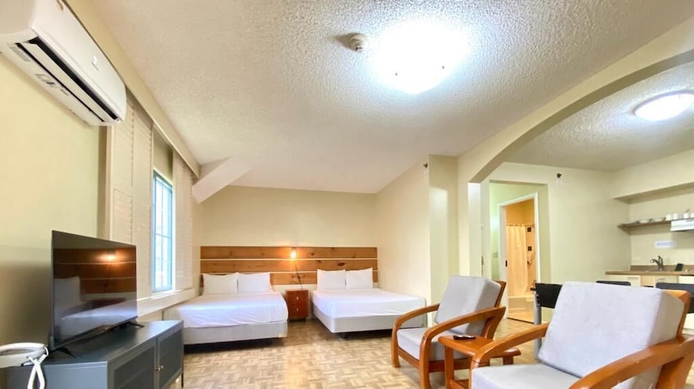 Garden Villa Hotel 21/60