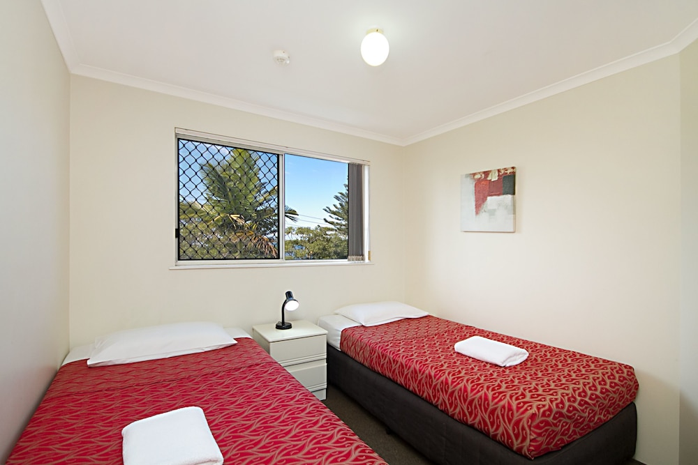 Blue Waters Apartments 35/71