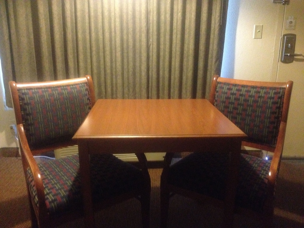 Quality Inn Benson I-10 Exit 304 37/49