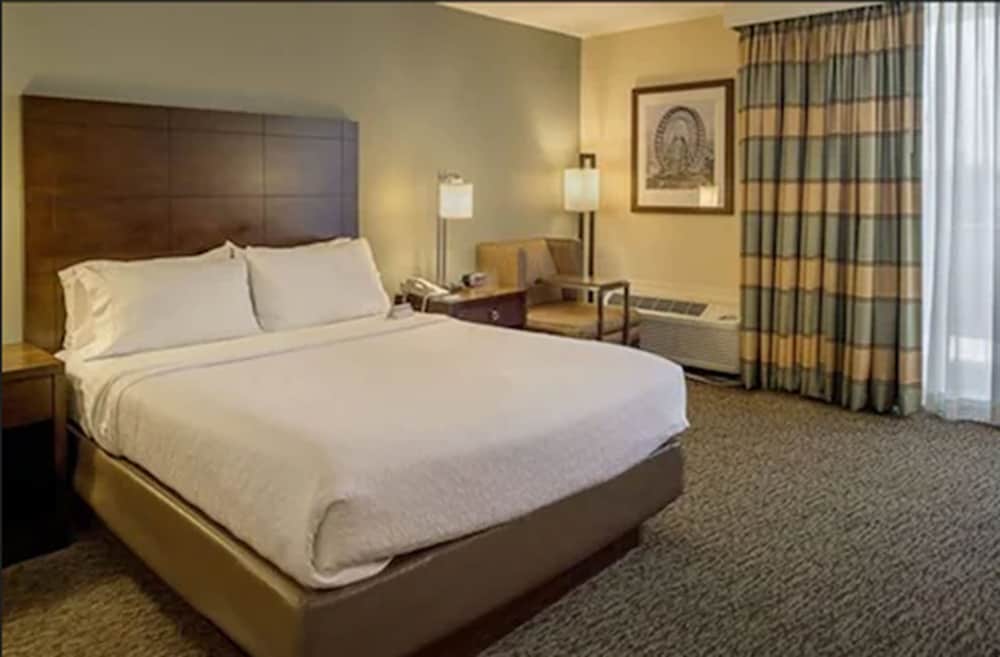 Forest Park Hotel 9/25