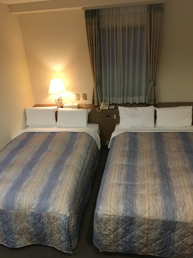 Hotel Crown Hills Matsuyama 7/37