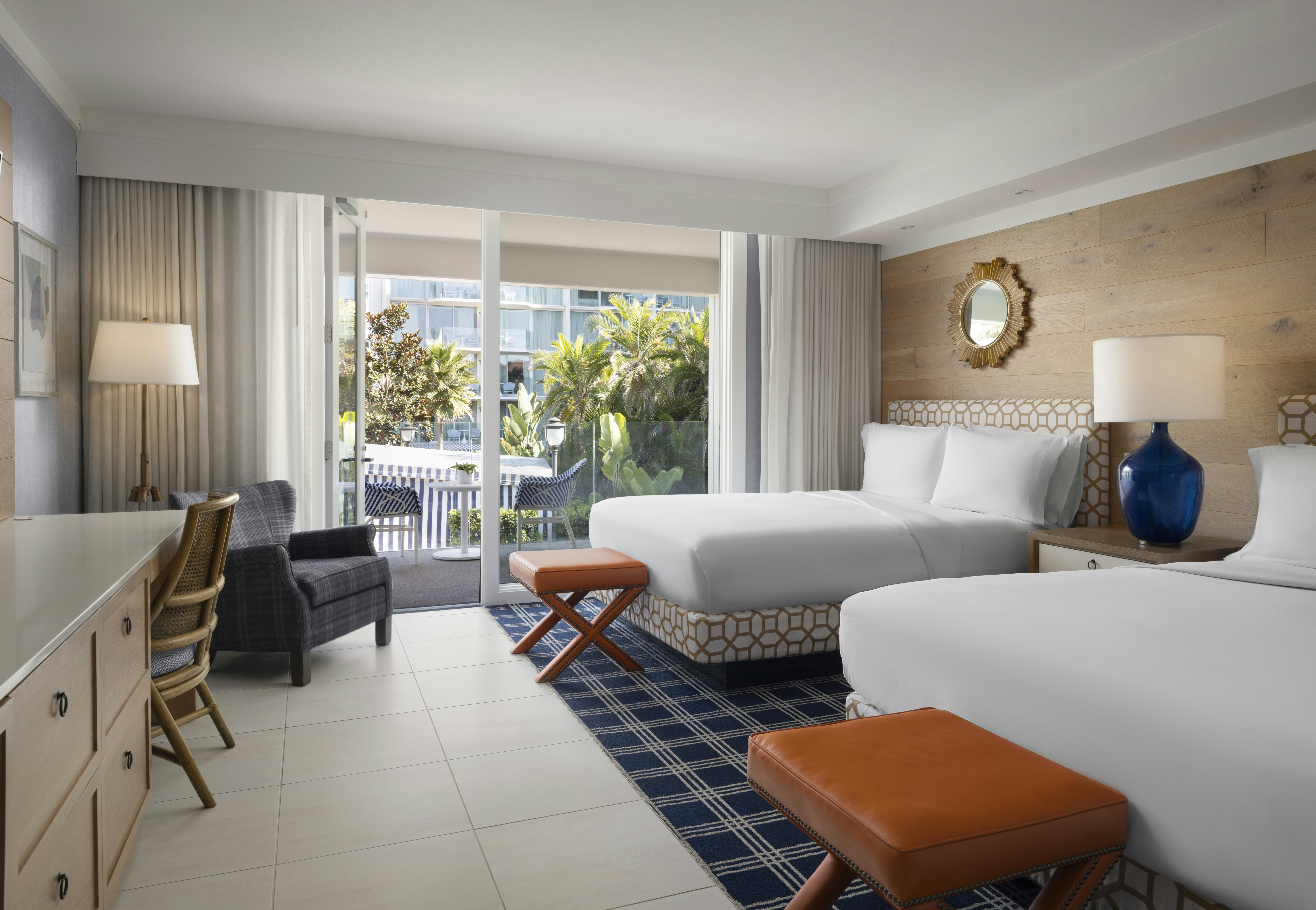 Cabana, 2 Queen Beds, Resort View