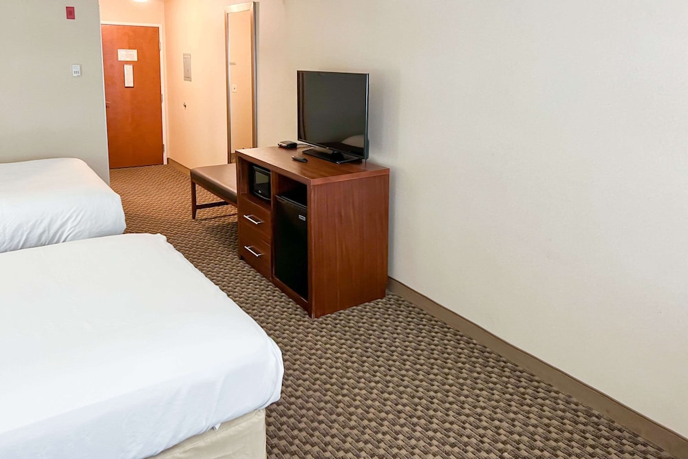 Comfort Inn And Suites Thatcher 29/79