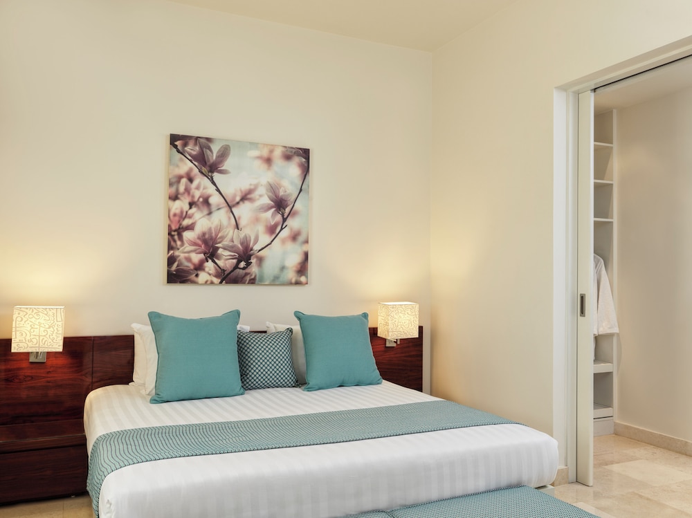 2 Bedrooms, Town House
