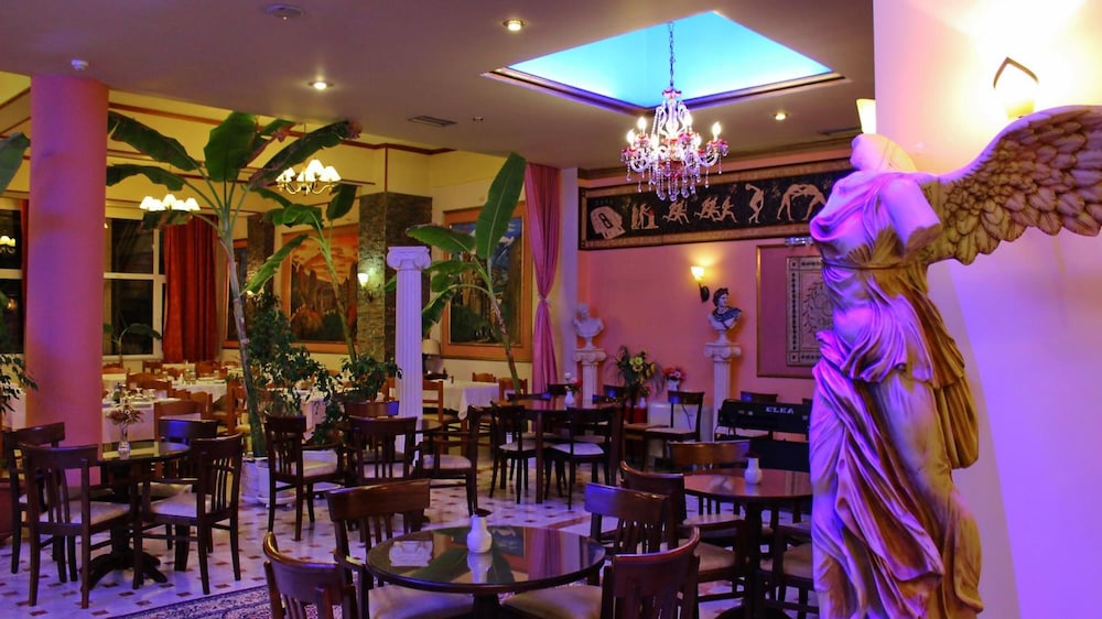 Kosta-Famissi Hotel 36/45