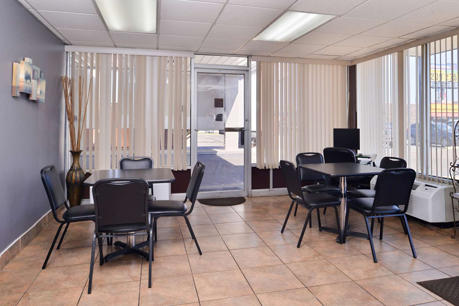 Americas Best Value Inn-West Monroe 6/9