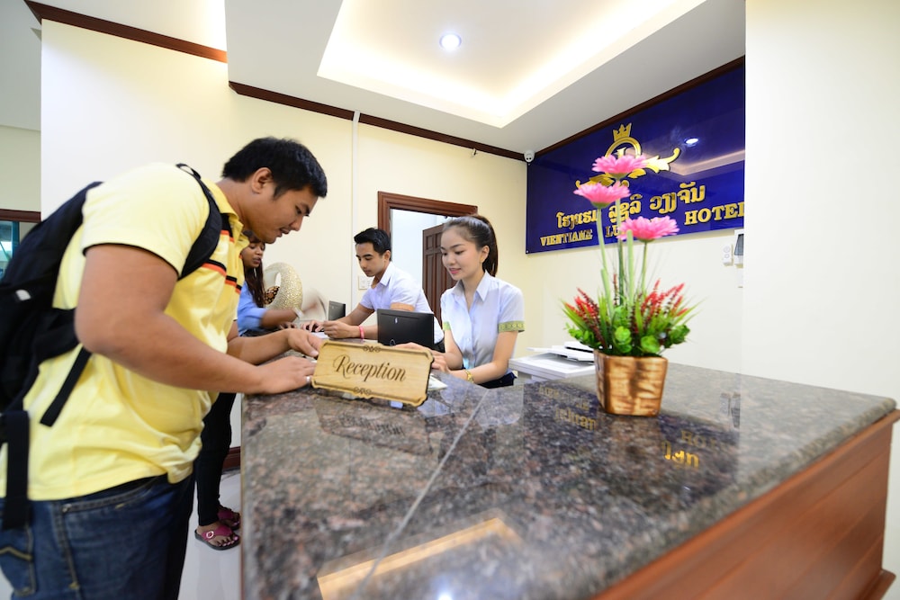 Vientiane Luxury Hotel 12/69