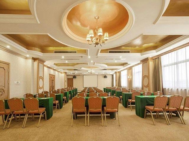 Vienna Hotel (Shenzhen Guanlan Guanhuyuan) 40/46